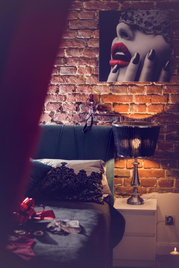 Apartament Dla Doroslych "Papierki Po Cukierkach" Люблін Екстер'єр фото