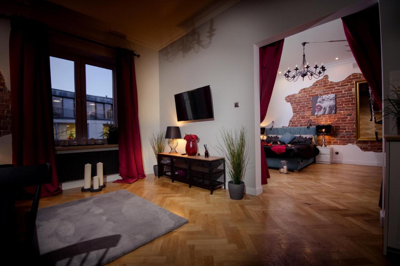 Apartament Dla Doroslych "Papierki Po Cukierkach" Люблін Екстер'єр фото